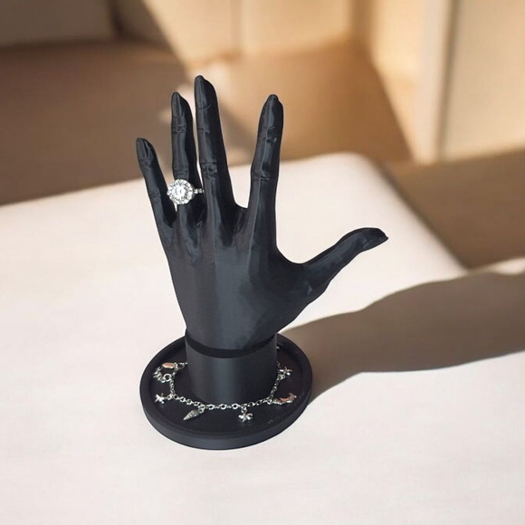 Hand Display Stand! - Picture 2 of 6